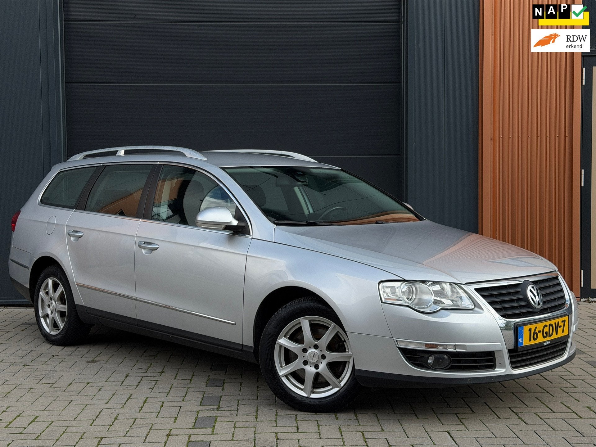 Volkswagen Passat Variant 1.8 TFSI Comfortline|CarPlay|Cruis, Auto's, 4 cilinders, 1434 kg, Origineel Nederlands, Handgeschakeld