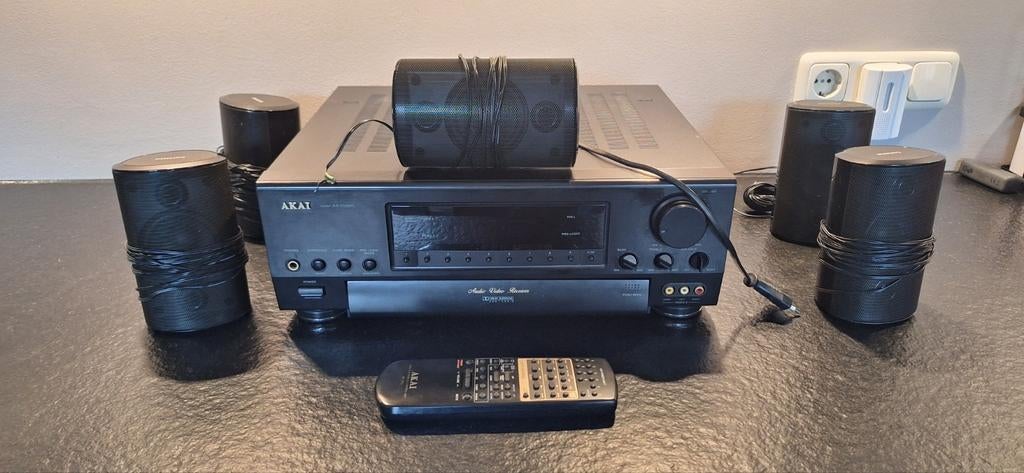 Akai AA-V12DPL A/V receiver met 5 Philips speakers, Dvd-speler, Ophalen, Overige merken, Gebruikt
