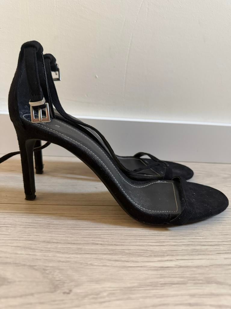Zwarte Bershka hakken - Maat 39, Ophalen, Gedragen, Zwart, Pumps