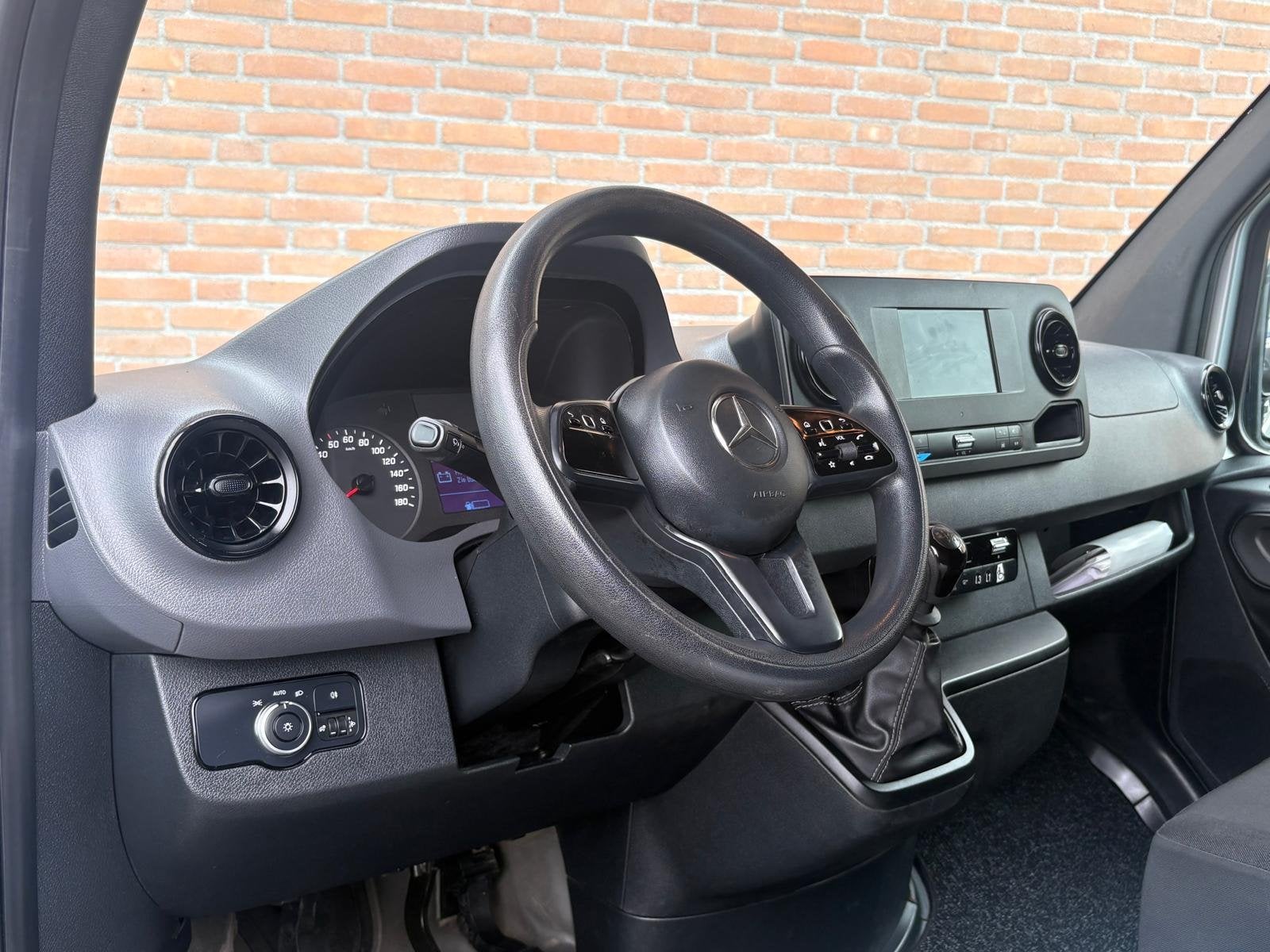 Mercedes-Benz Sprinter 214CDI 143PK L1H1 / M-Bux / Camera /, Auto's, Stof, Gebruikt, 2020 kg, Mercedes-Benz
