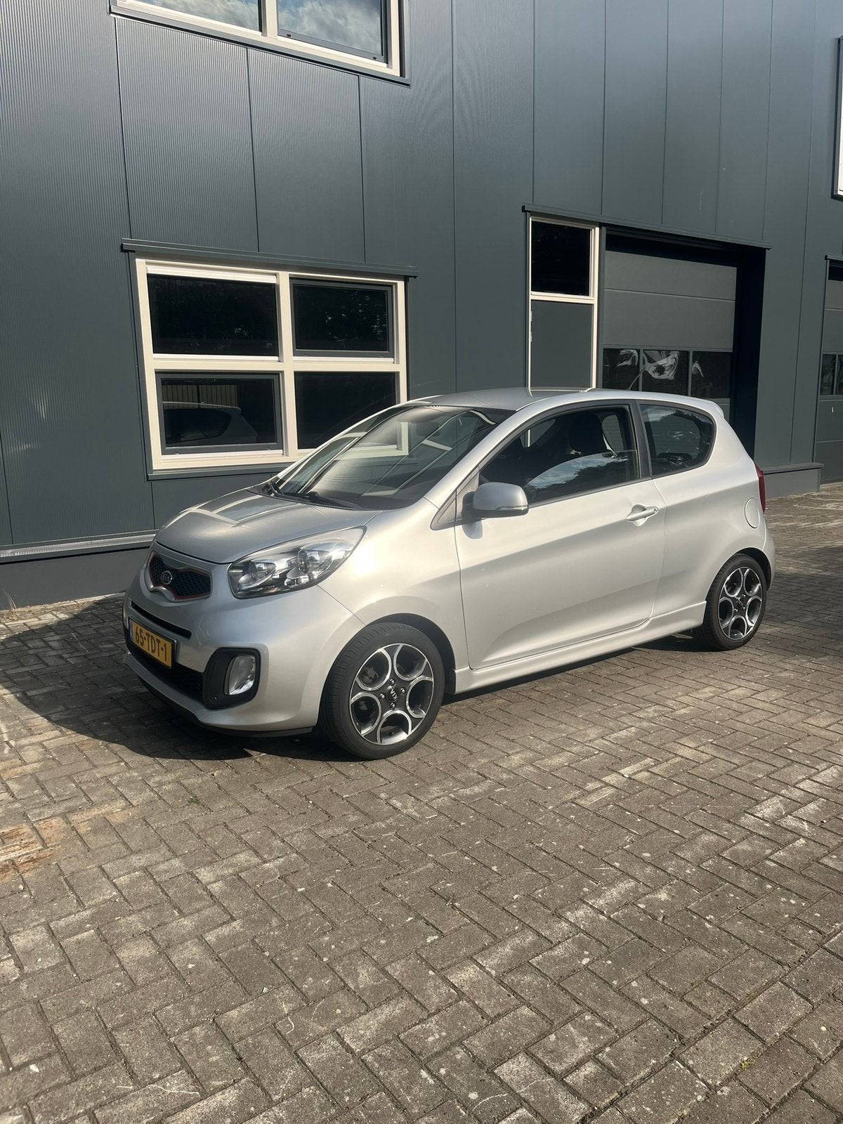 Kia Picanto 1.0 Cvvt 3-DRS 2012 Grijs, Auto's, Voorwielaandrijving, Stof, Zwart, 400 kg