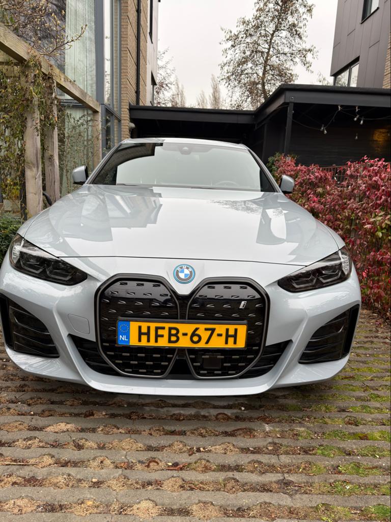 BMW i4 BEV Edrive40 340pk 2024 Grijs, Achterwielaandrijving, 143 pk, Particulier, 1600 kg