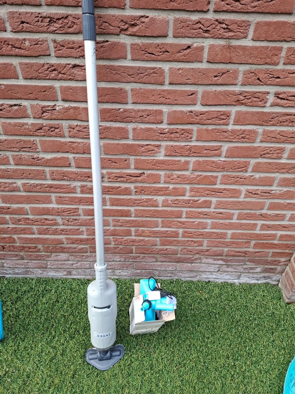 Elektrische zwembadstofzuiger - Intex, Ophalen, Gebruikt, Overige typen