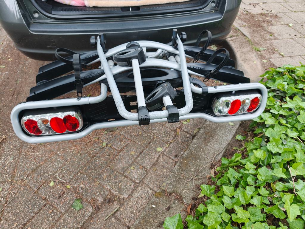 Fietsendrager thule, Ophalen, 2 fietsen, Gebruikt, Trekhaakdrager