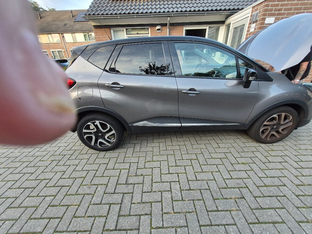 Renault Captur 1.2 TCE 120 EDC 2014 Grijs, 625 kg, Zwart, Alcantara, 1200 kg