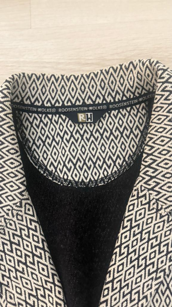 Marc Cain Jasje/Blazer met Geometrisch Patroon, Kleding | Dames, Ophalen of Verzenden, Zo goed als nieuw, Maat 42/44 (L), Zwart