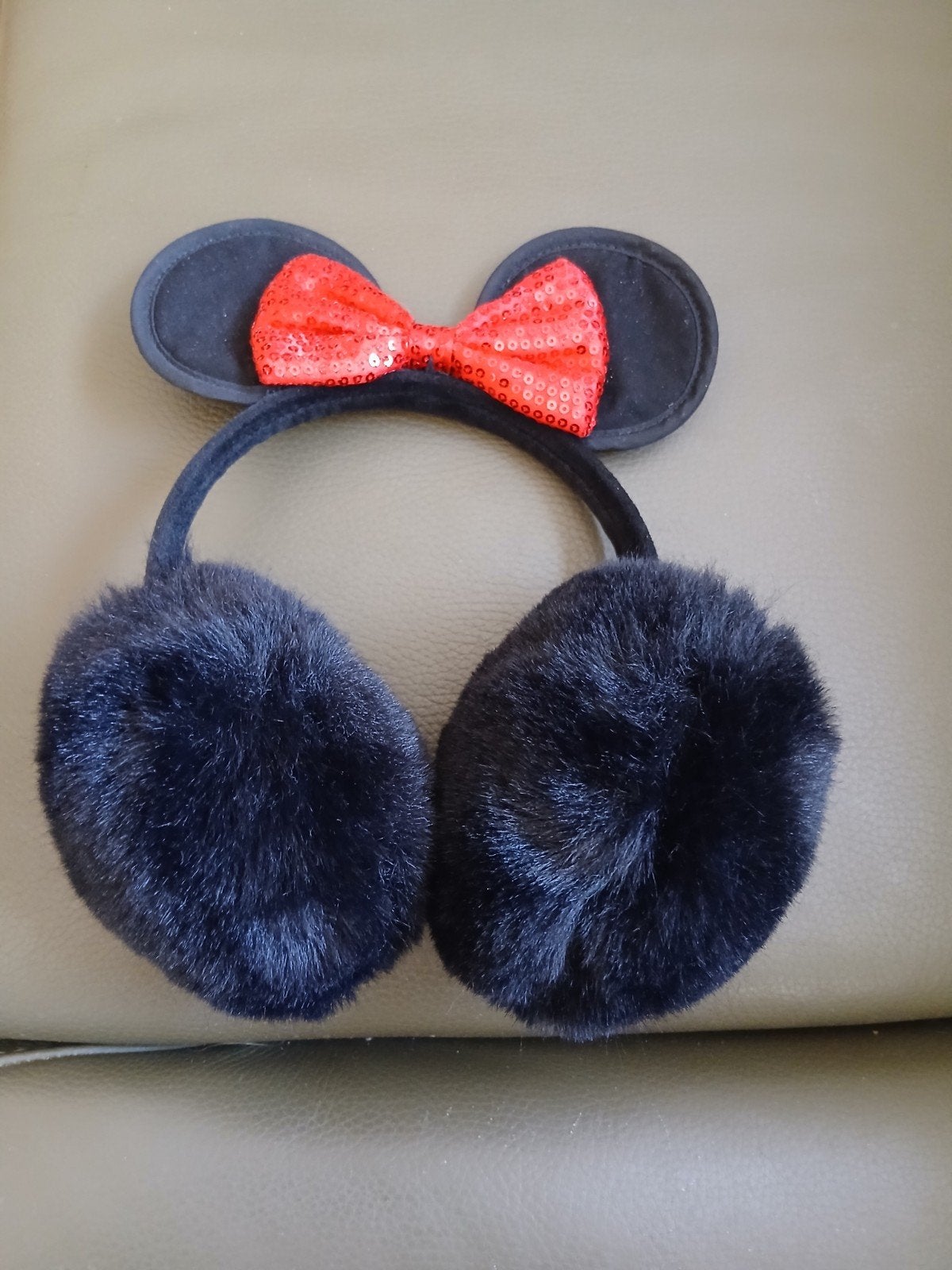 oorwarmers  minnie mouse. meisjes, Disney, 134 t/m 140, Meisje, Ophalen of Verzenden
