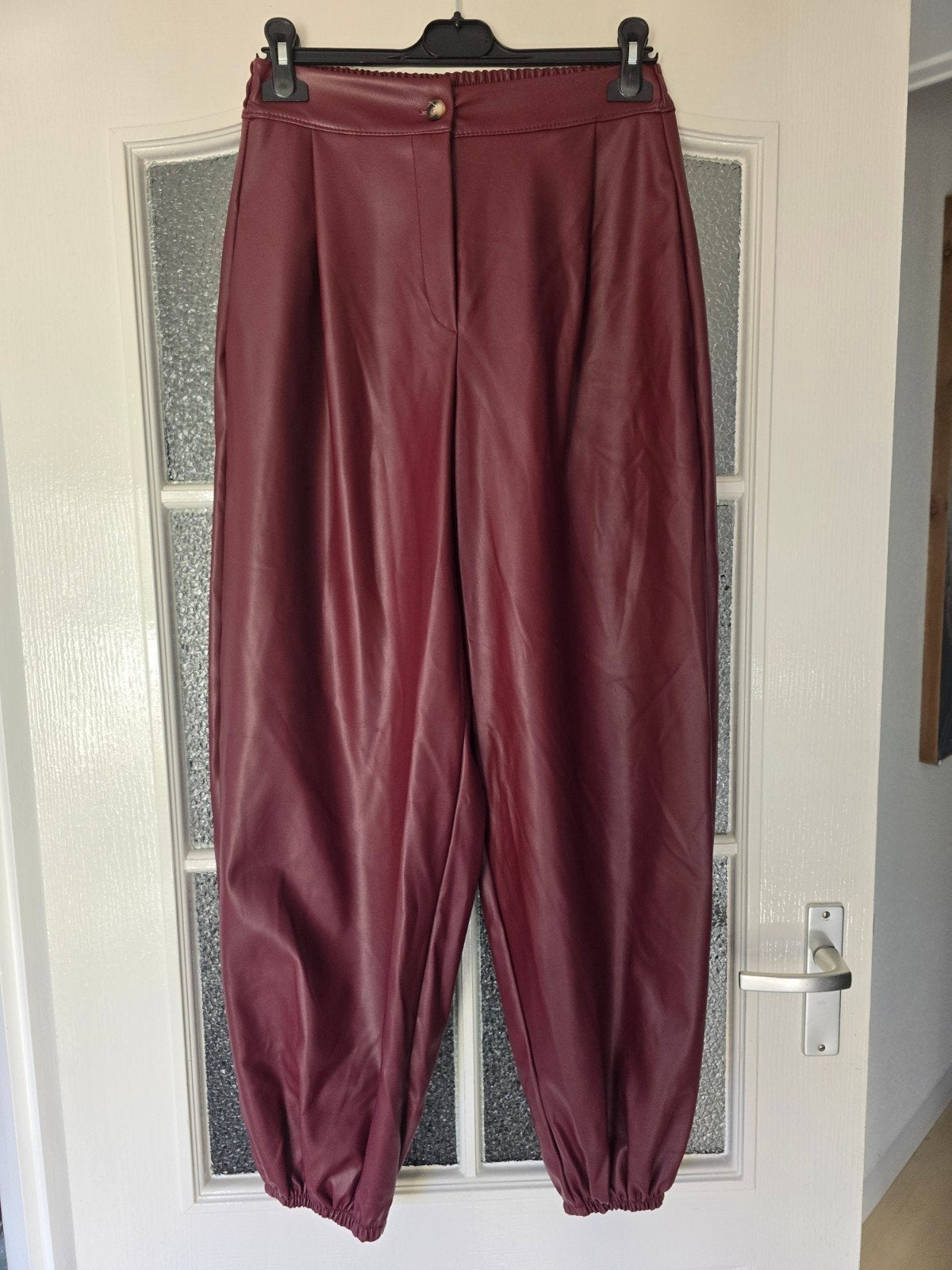nieuw ballonbroek leatherlook bordeaux 38 40 42 44, Kleding | Dames, Maat 38/40 (M), Nieuw, Ophalen of Verzenden, Lang