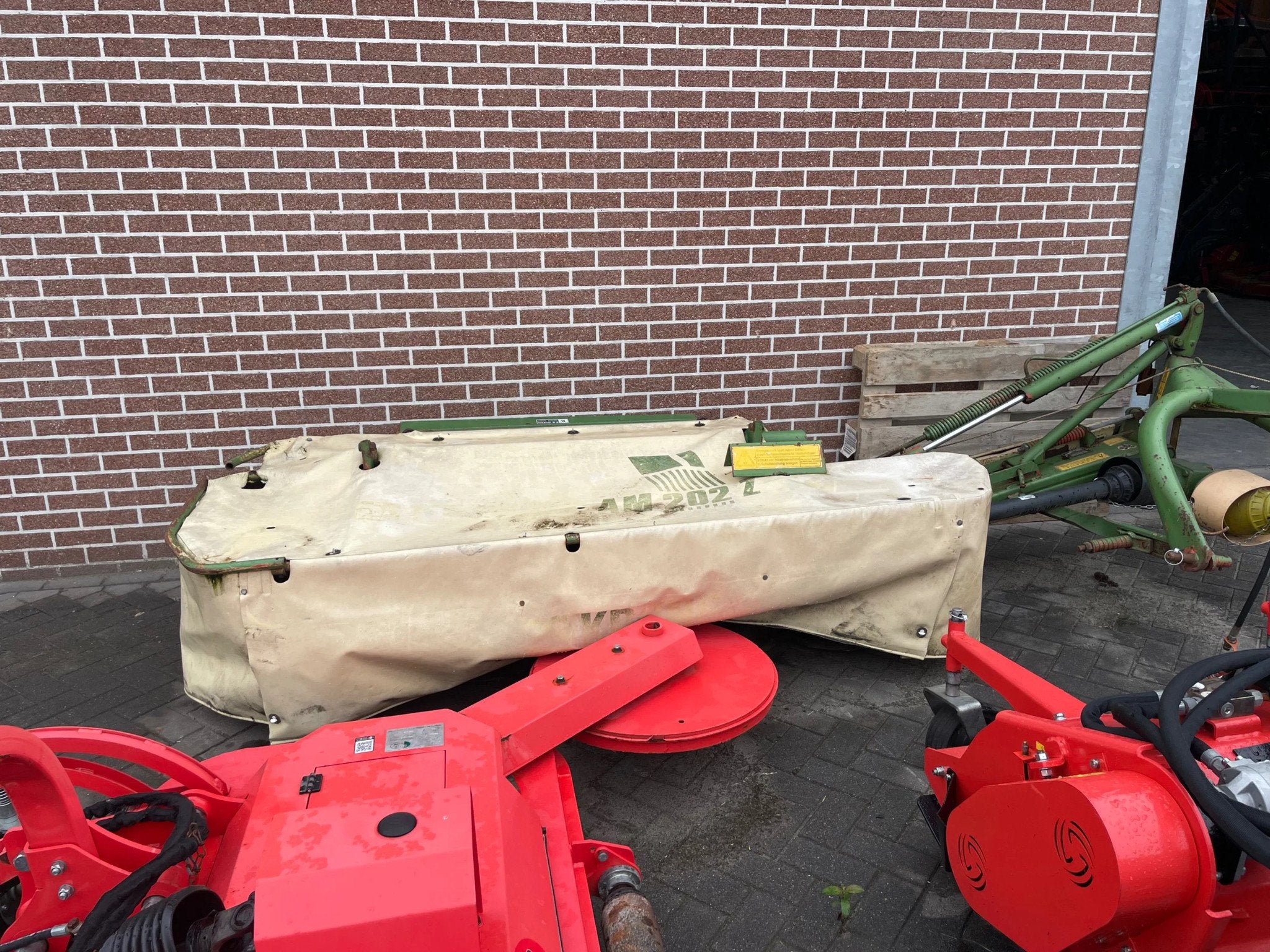 Krone 220 met kneuzer, Overige, Oogstmachine