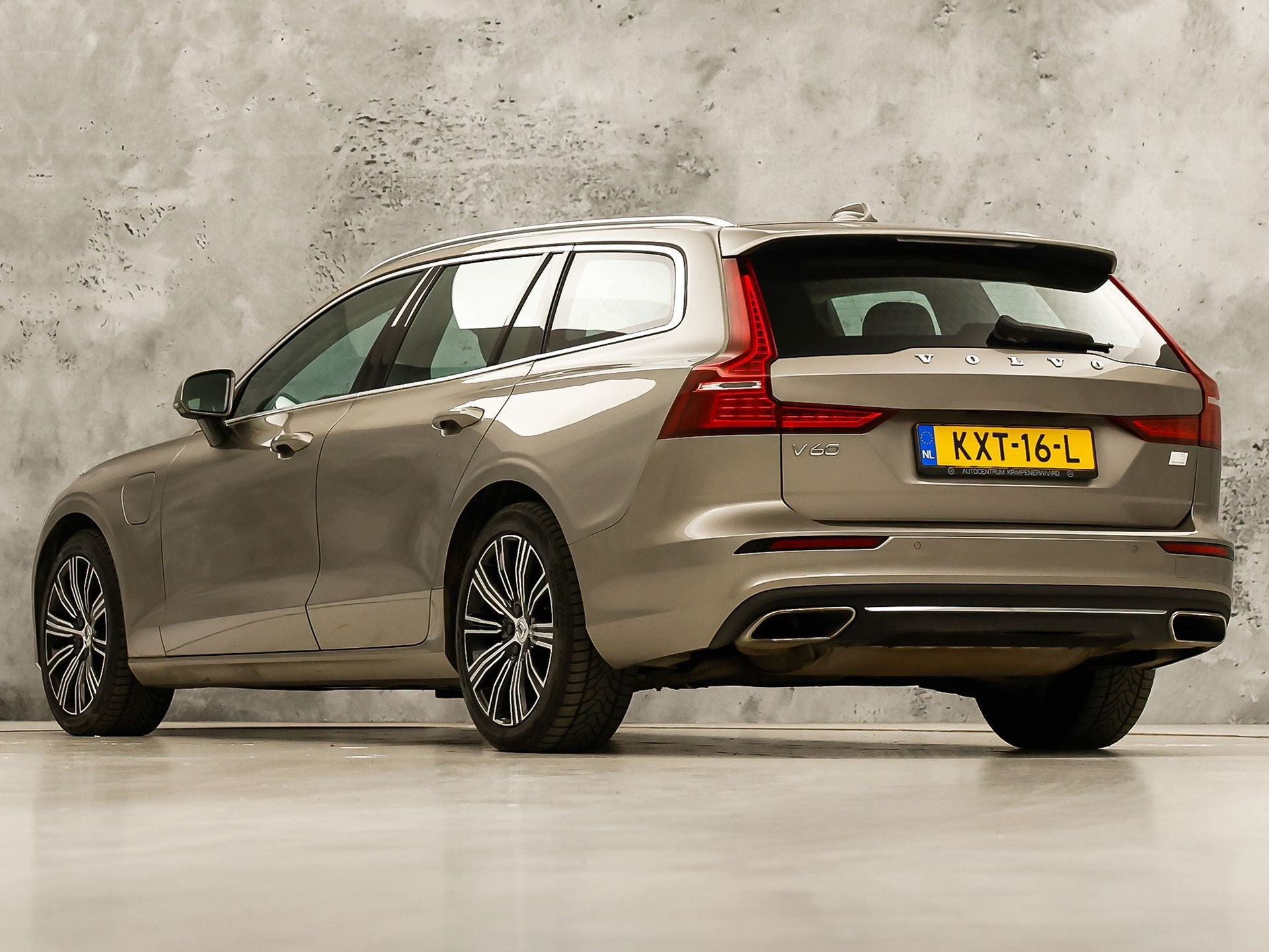 Volvo V60 2.0 T6 Recharge AWD Inscription 340Pk Automaat (SO, Auto's, Automaat, 12 maanden, Stof, Gebruikt
