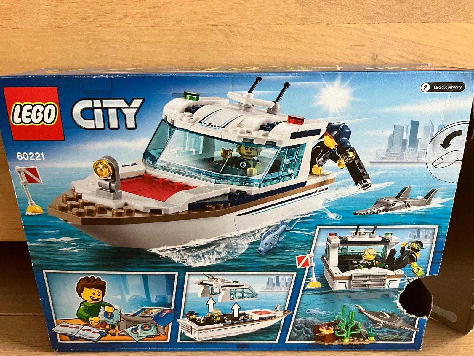 Lego City Jacht 60221 - met onderwaterfiguren, Ophalen of Verzenden, Zo goed als nieuw, Lego