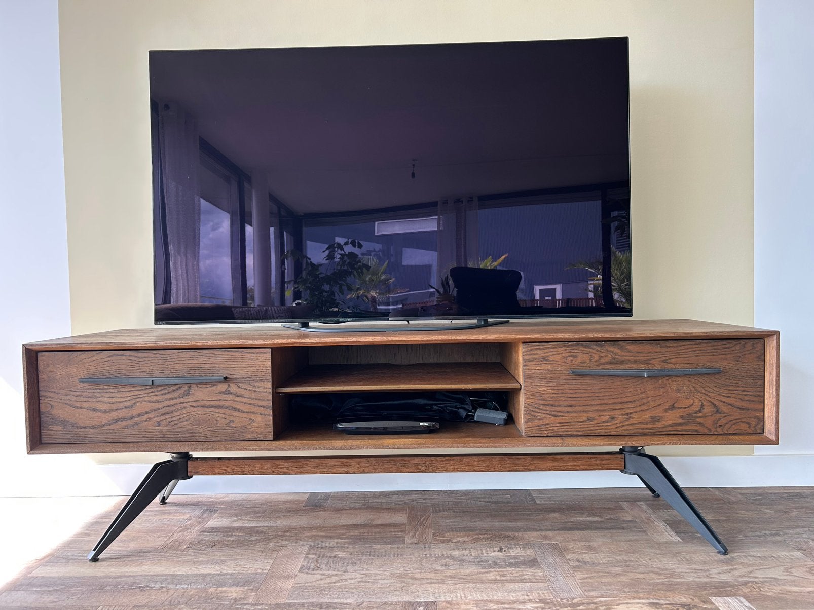 Zgan TV MEUBEL modern retro model, Huis en Inrichting, Overige houtsoorten, Vintage modern, 150 tot 200 cm, Ophalen of Verzenden