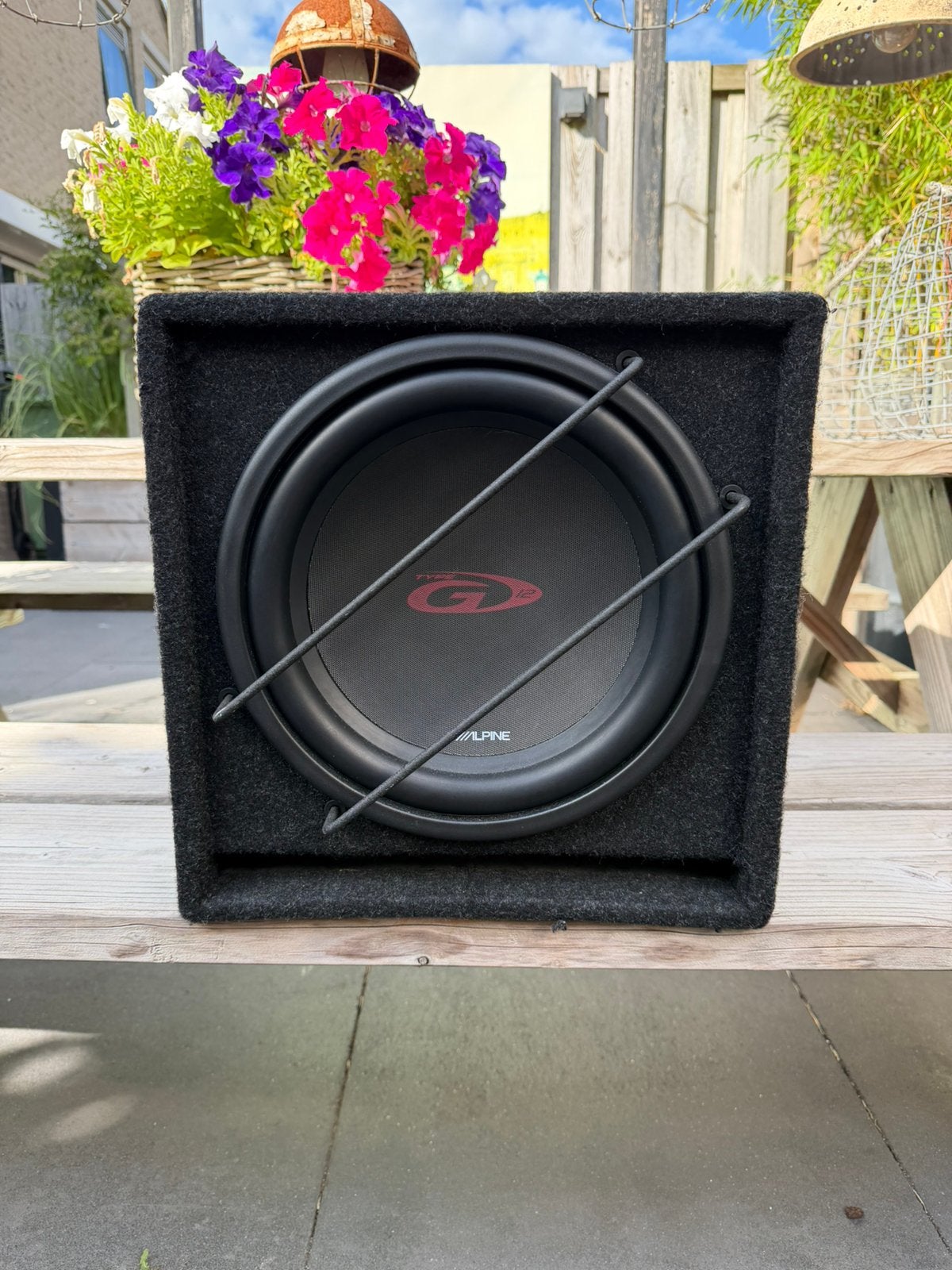 Alpine subwoofer 800watt, Ophalen, Zo goed als nieuw