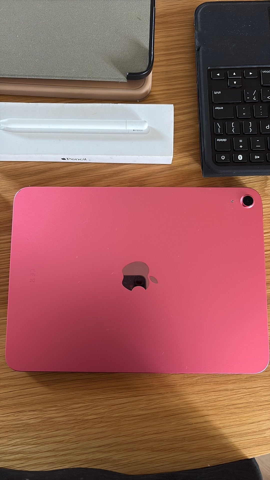 Foto 2 van Ipad A16 PINK 128GB