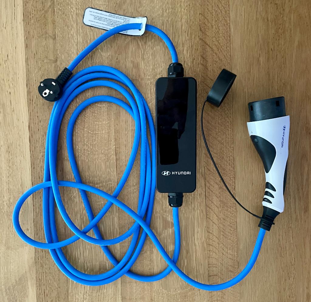 Hyundai EV - PHEV lader universeel, Auto diversen, Laadpalen, Ophalen of Verzenden, Nieuw, Laadpaal en Laadkabel