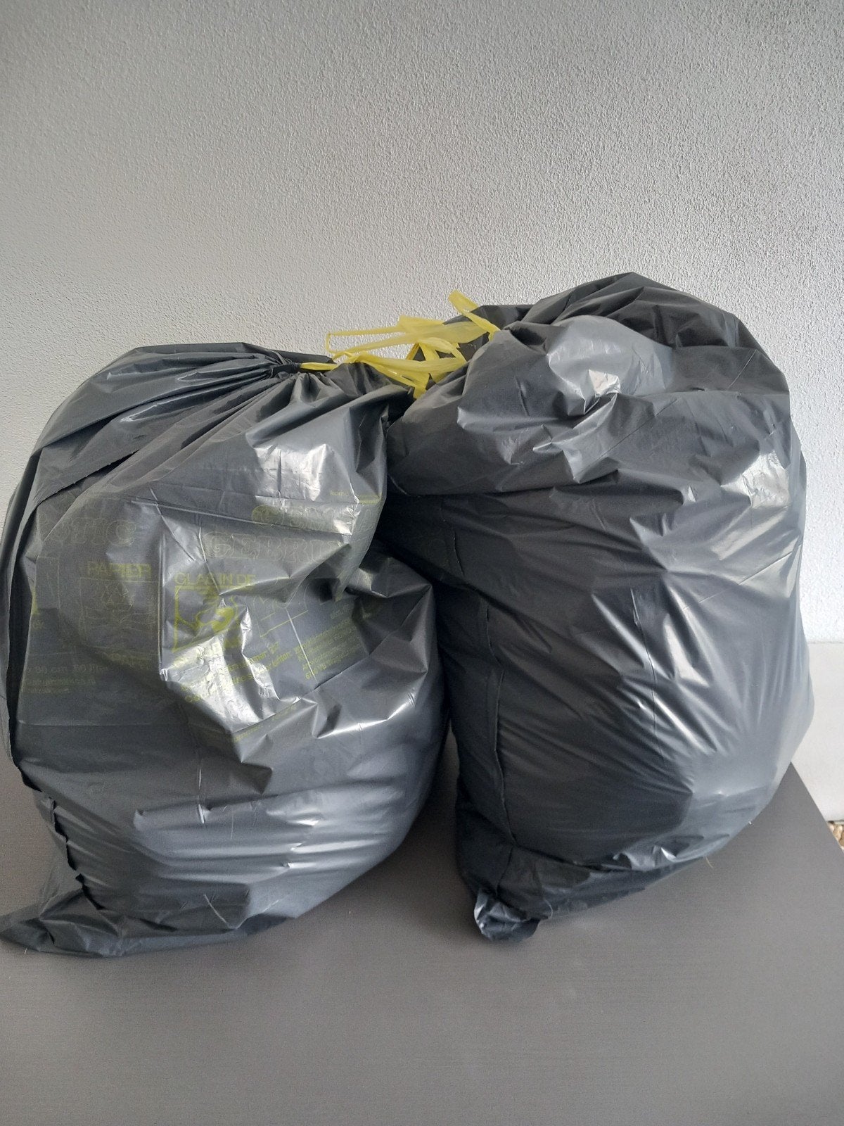 2 vuilniszakken vol kleding, Kleding | Dames, Ophalen of Verzenden, Zo goed als nieuw, Maat 34 (XS) of kleiner