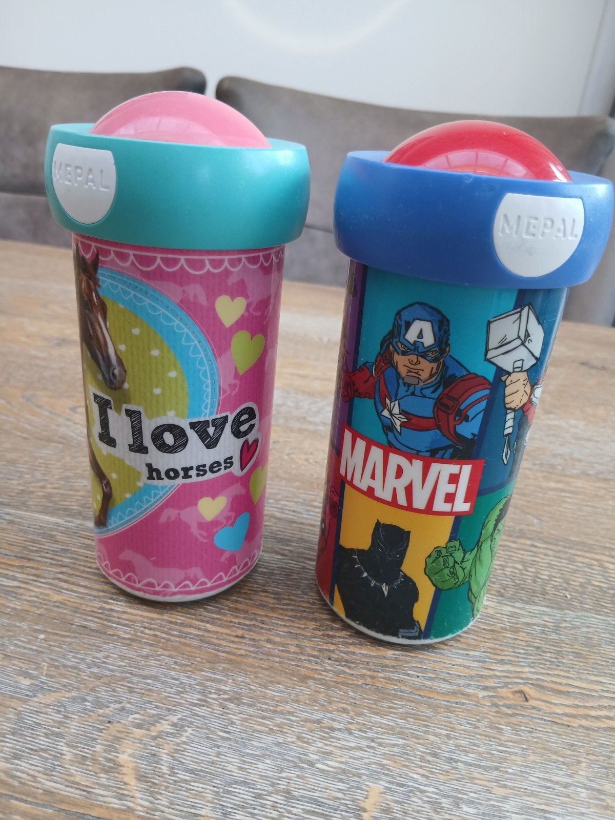 Mepal drinkbekers: I Love Horses en Marvel, Ophalen of Verzenden, Gebruikt