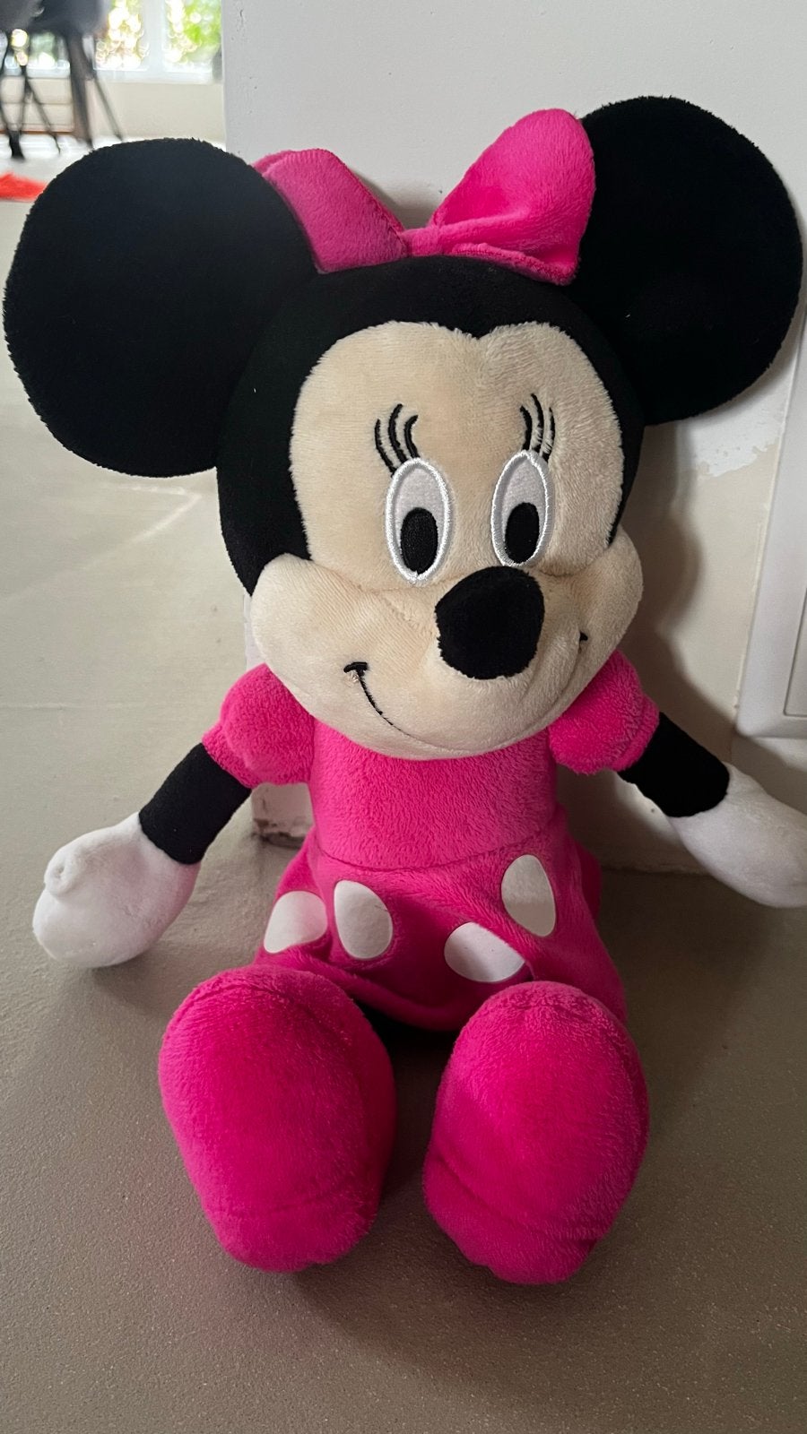 Minnie Mouse Knuffel - Roze Jurk, Disney, Overige typen, Ophalen of Verzenden, Zo goed als nieuw