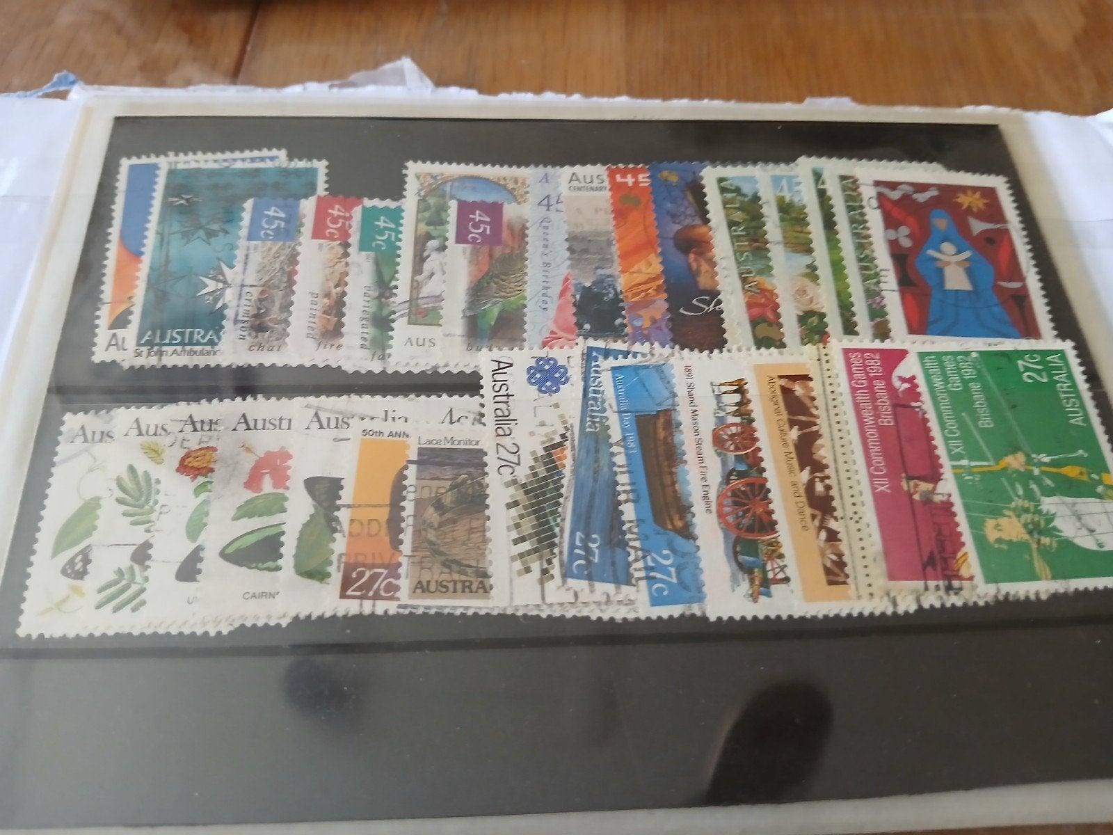 Kaartje met postzegels, Verzenden, Buitenland