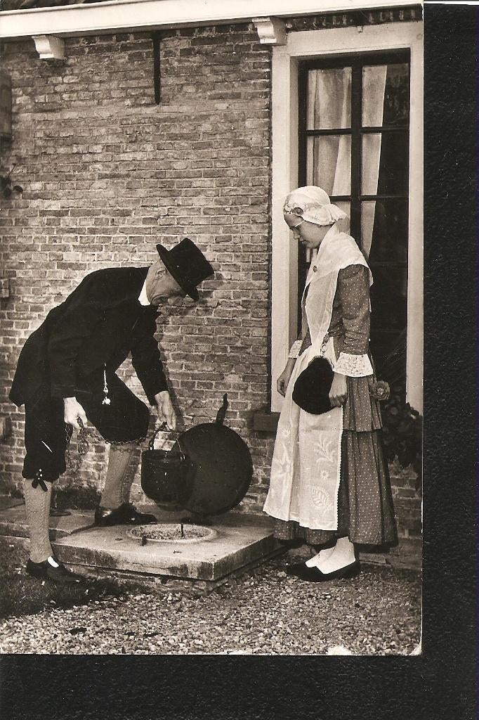 Friesland, Klederdracht, Ophalen of Verzenden, 1960 tot 1980, Gelopen, Friesland