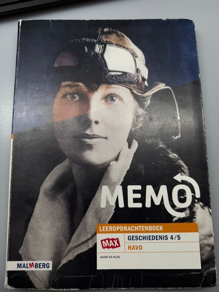 Geschiedenis Havo 4/5 MEMO leeropdrachtenboek, Malmberg, Ophalen of Verzenden, Zo goed als nieuw, Beta
