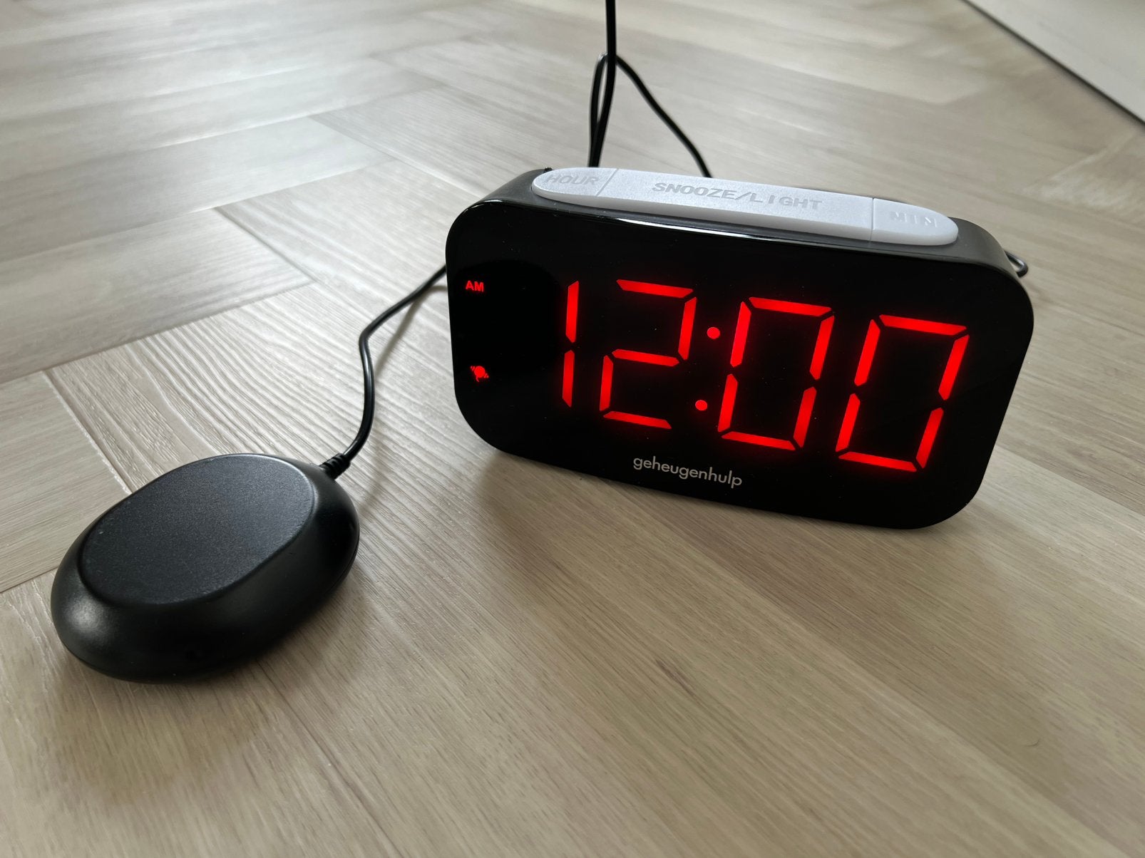 Digitale wekker met trilfunctie - geheugenhulp, Ophalen of Verzenden, Zo goed als nieuw, Digitaal
