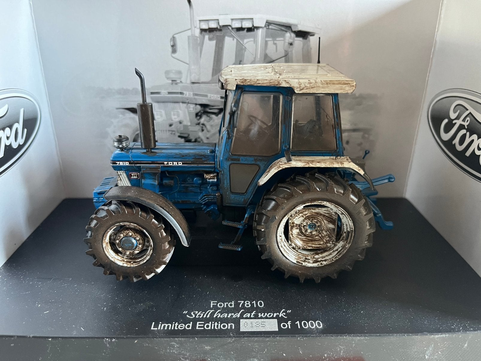 Ford 7810 trekker vervuild Limited UH 4077 1000 stuks, Ophalen of Verzenden, Nieuw, Tractor of Landbouw, Universal Hobbies