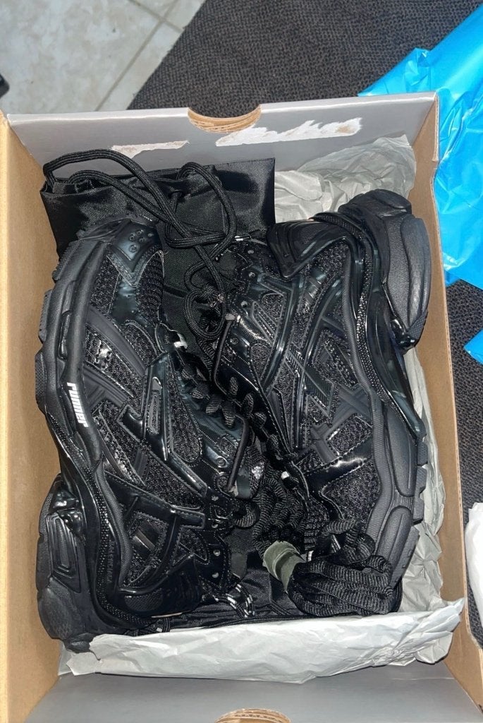 Balenciaga runner 38, Verzenden, Zwart, Sneakers of Gympen, Zo goed als nieuw