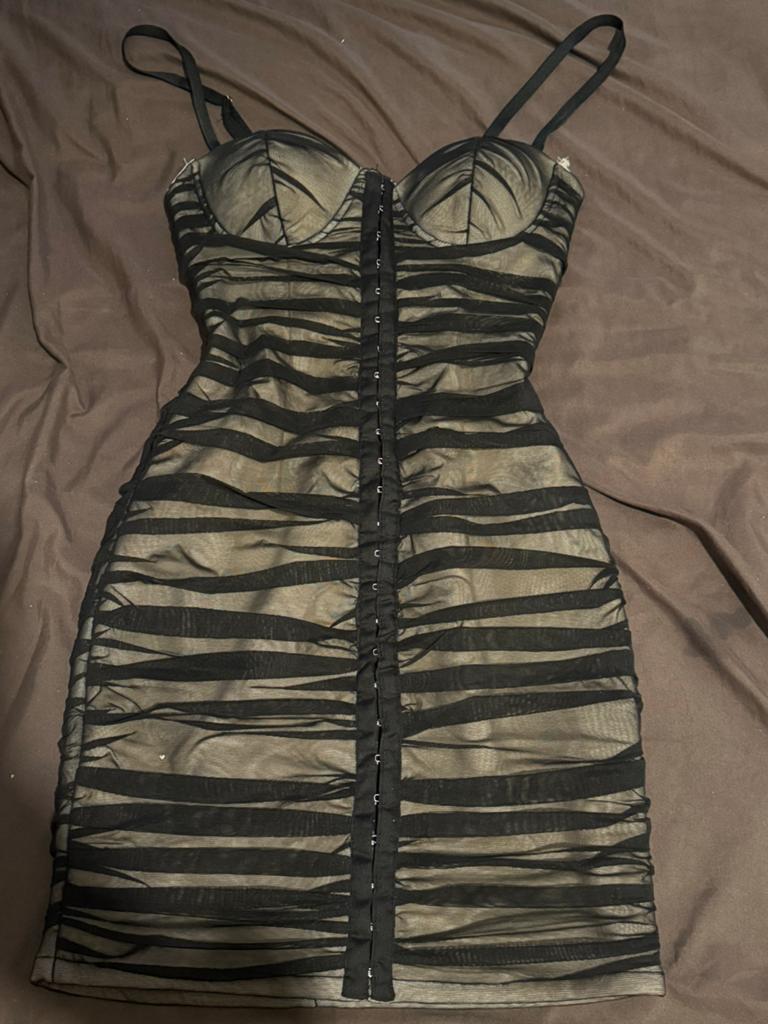 Zwart doorschijnend mini jurkje met ruches, Zwart, Ophalen of Verzenden, Maat 34 (XS) of kleiner, Gedragen