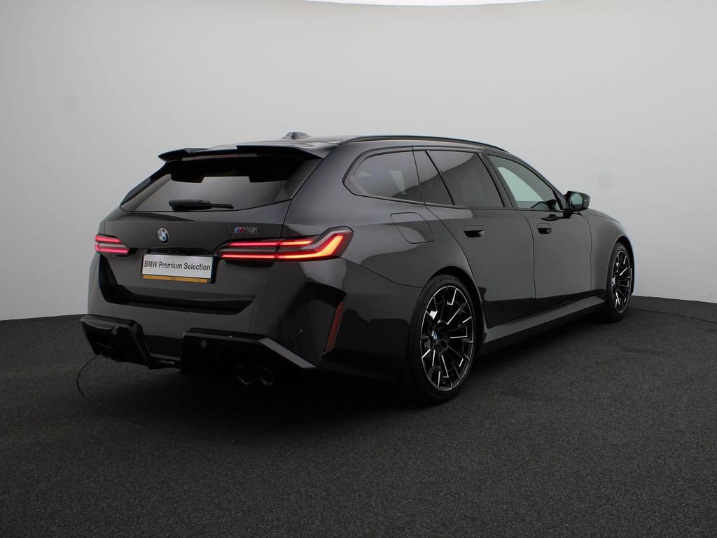 BMW M5 Touring LED | Leder | HUD | Active cruise | Panoramad, Automaat, 4395 cc, 135 min, Vierwielaandrijving
