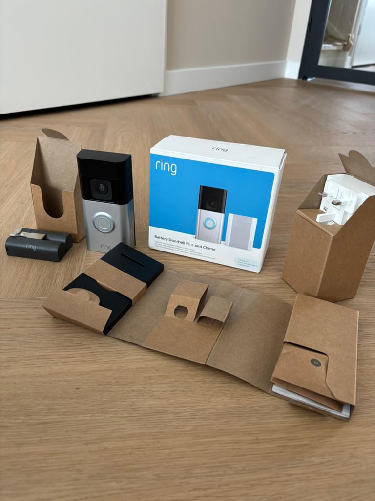 Ring Battery Doorbell Plus + Chime | NIEUW | factuur, Huis en Inrichting, Deurbellen, Ophalen of Verzenden, Bewegingsdetectiesensor