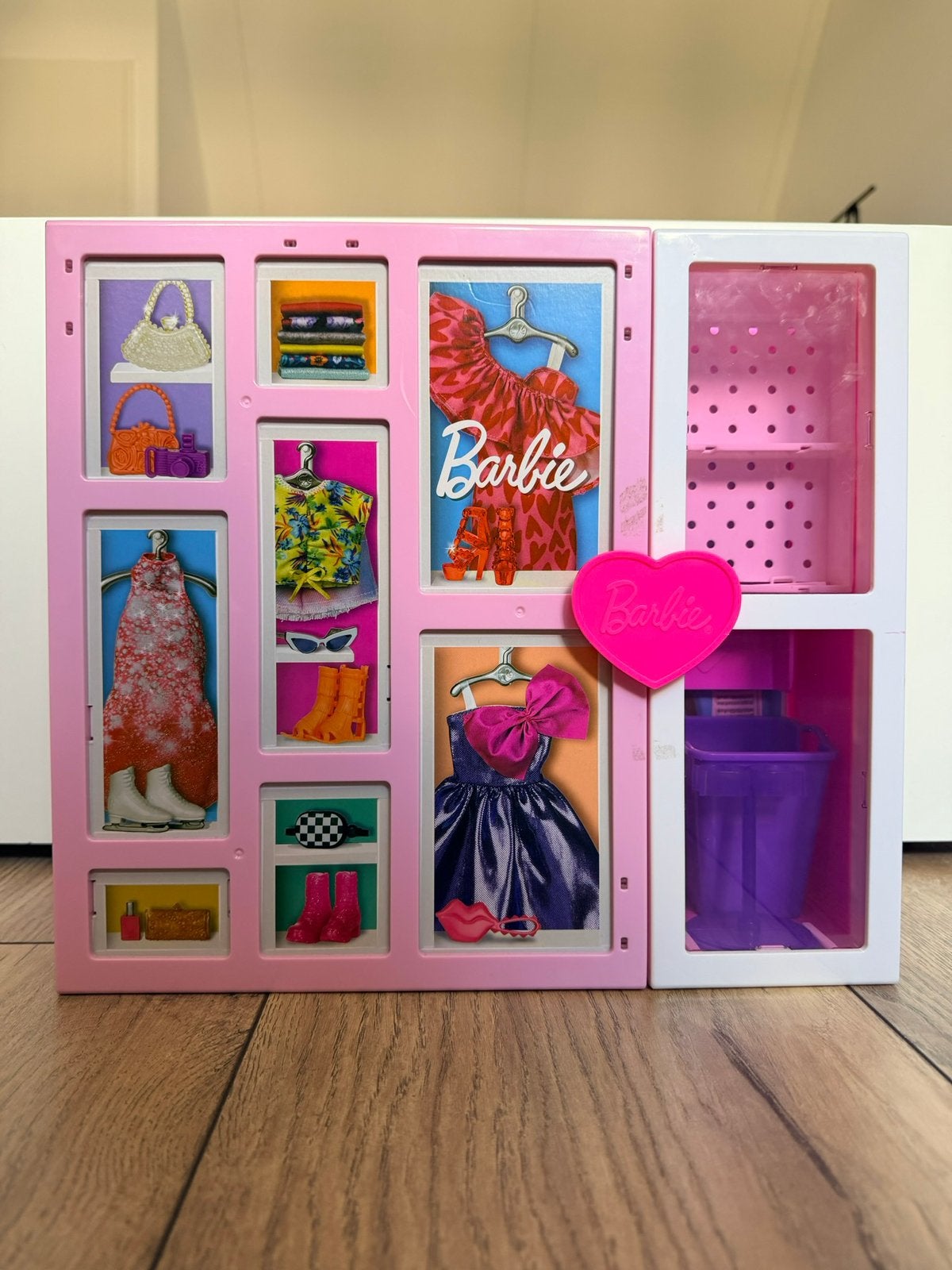 Barbie kledingkast speelset, Kinderen en Baby's, Speelgoed | Poppenhuizen, Ophalen, Zo goed als nieuw, Toebehoren