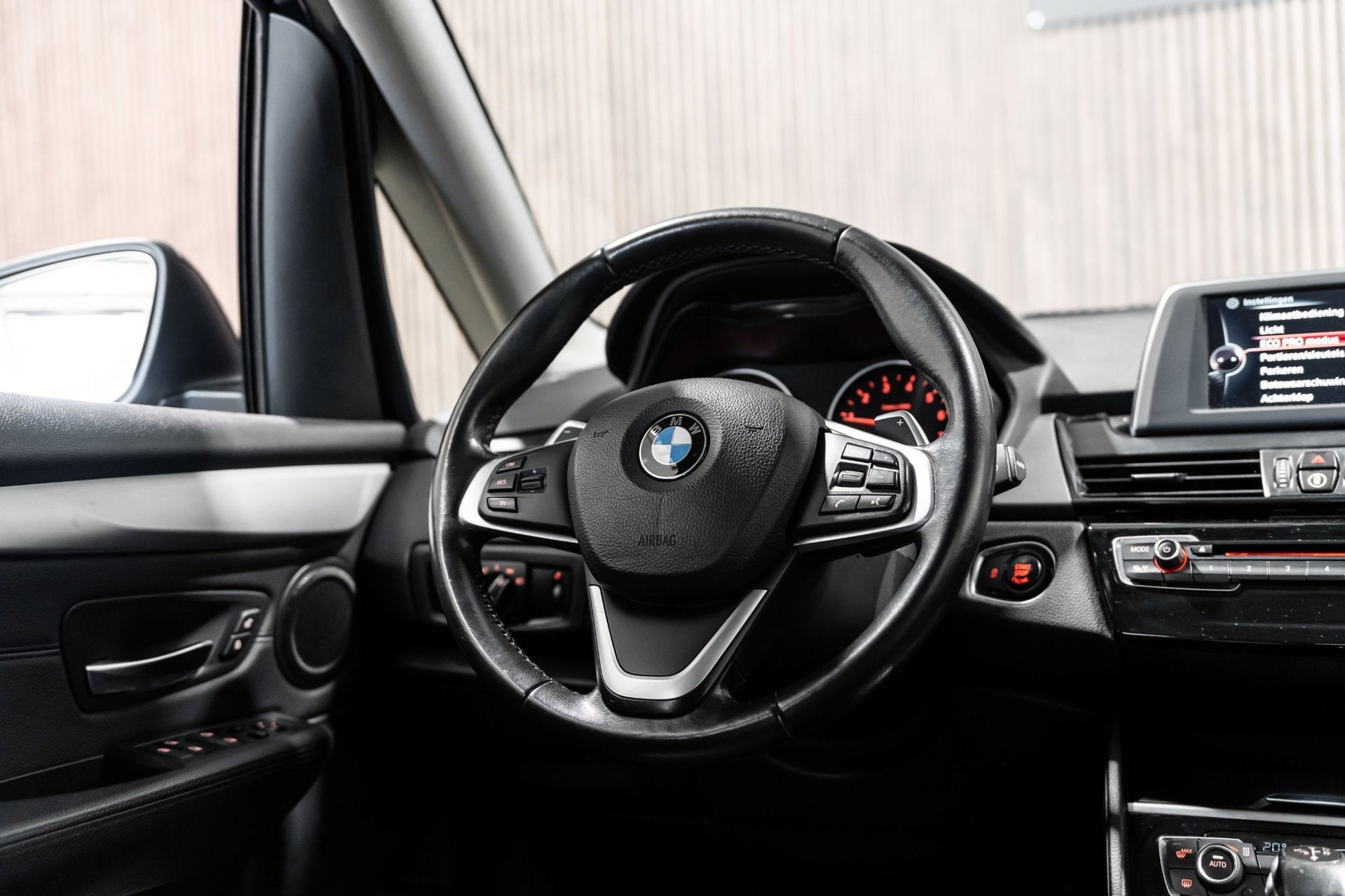 Foto 14 van BMW 2-serie Active Tourer 220i Leder PDC Automaat Stoelverwa