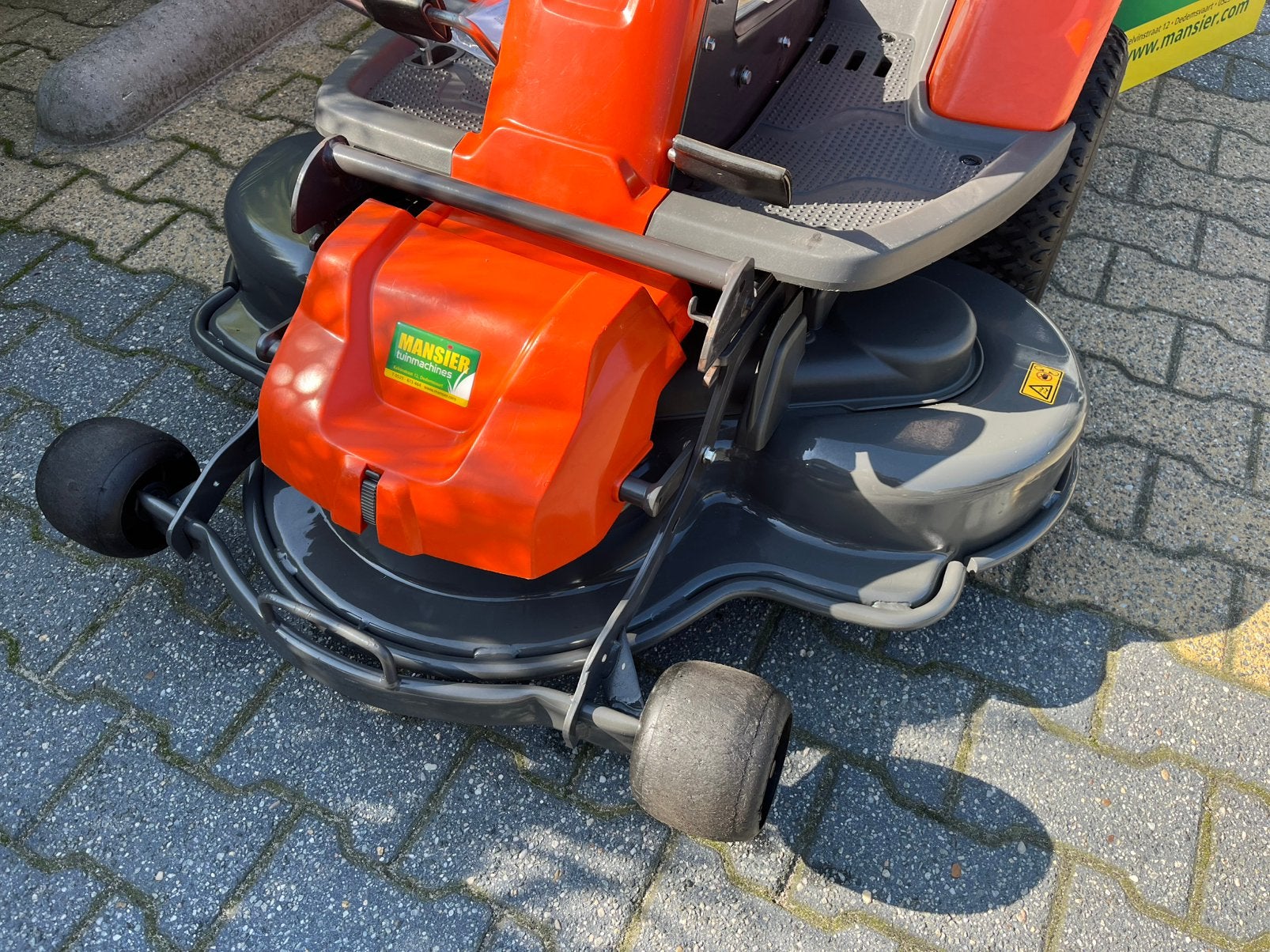 Husqvarna Rider 216AWD. Gebruikt met 1 jaar garantie, Info@mansier.com, Gebruikt, Husqvarna, Ophalen