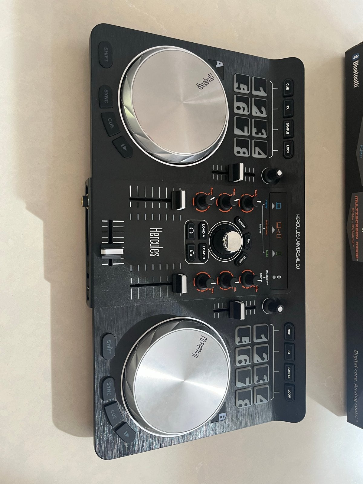 Hercules Universal DJ Controller - Zo goed als nieuw, Ophalen of Verzenden, Zo goed als nieuw, Dj-set, Overige merken