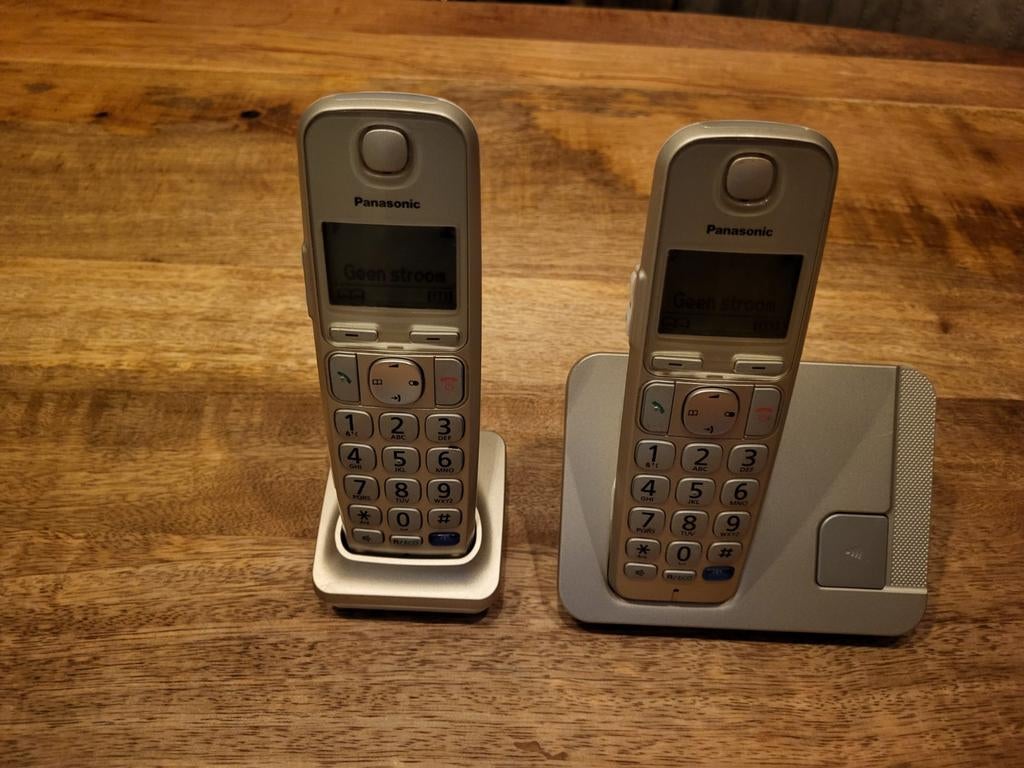 Panasonic draadloze telefoons (set van 2), Ophalen, Gebruikt, 2 handsets