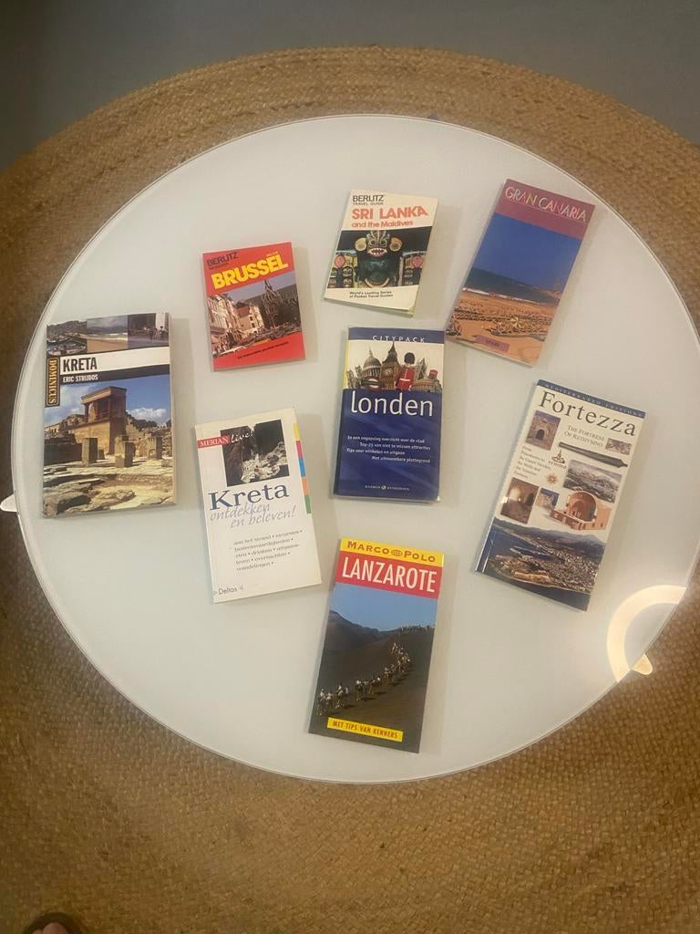 Vakantieboekjes: Kreta, Londen, Lanzarote, Gran Canaria, Bru, Europa, Ophalen of Verzenden, Reisgids of -boek, Gelezen