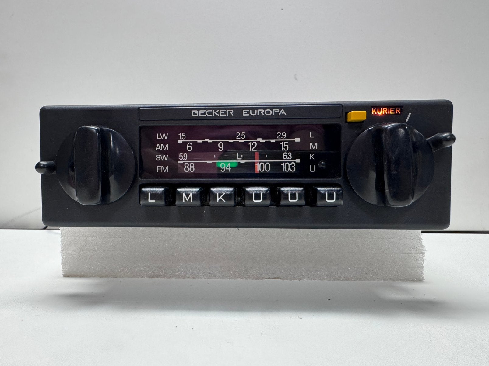 Becker Europa 598 Kurier Topstaat getest en volledig werkend, Auto diversen, Autoradio's, Ophalen of Verzenden, Gebruikt