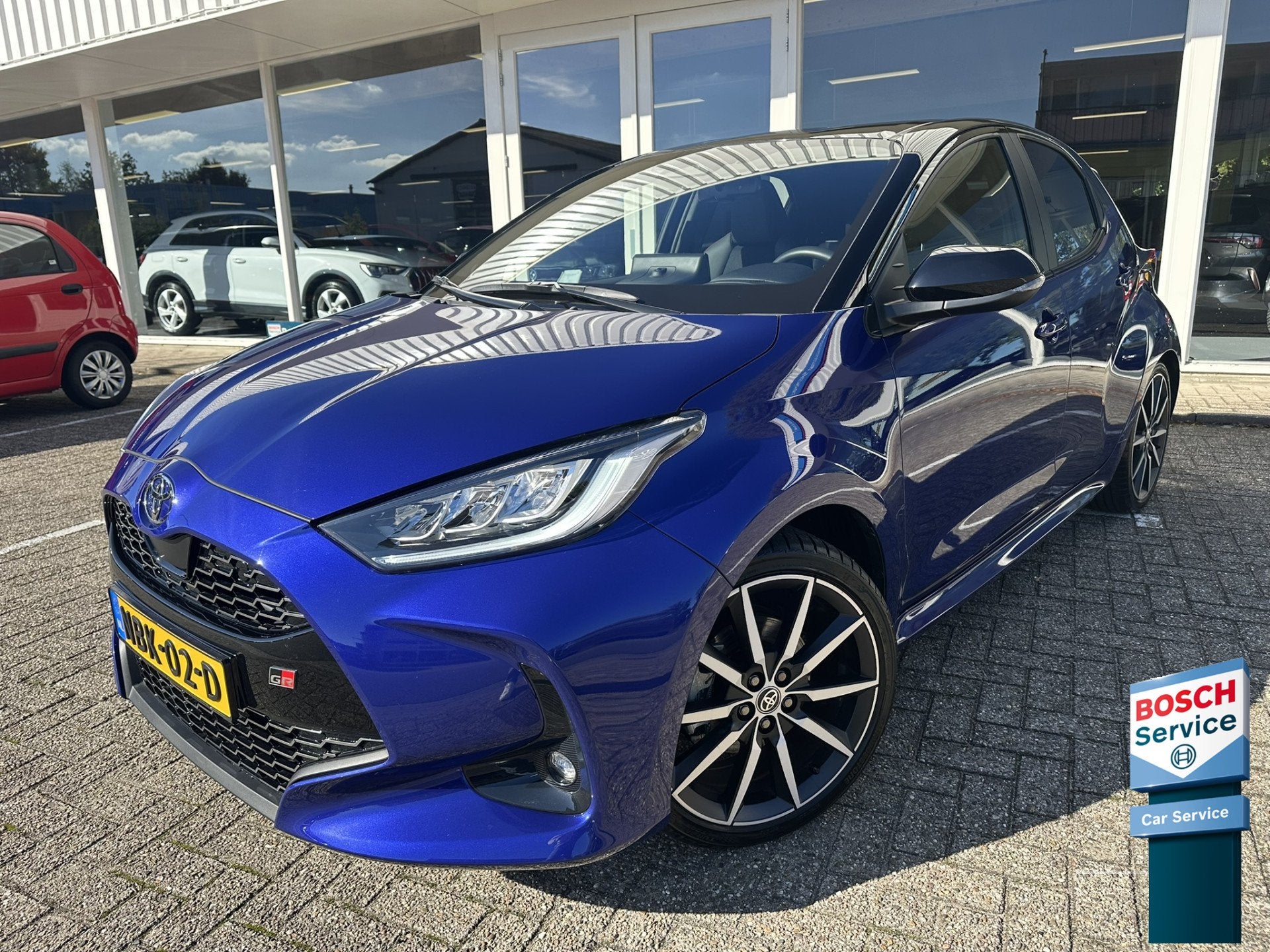Toyota Yaris 1.5 Hybrid 130 GR SPORT | LED | Adapt. Cruise |, Auto's, 450 kg, Gebruikt, Blauw, 450 kg