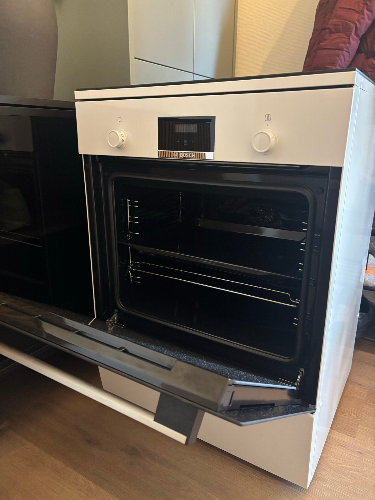 Bosch HLR390020 Vrijstaand Fornuis Inductie en Oven, Ophalen, Hete lucht, 4 kookzones, Zo goed als nieuw