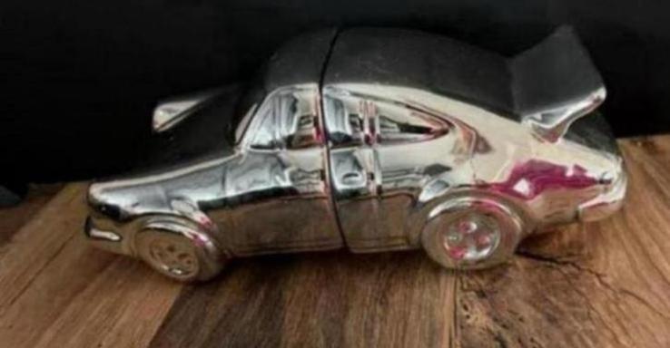Boekensteunen in de vorm van een Porsche 911, Ophalen of Verzenden, Zo goed als nieuw