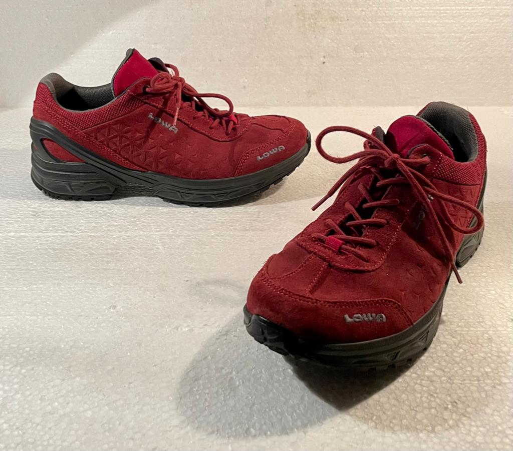 Lowa comfort dames wandel schoenen rood 37,5 UK 4,5, Lowa, Ophalen of Verzenden, Zo goed als nieuw, Rood