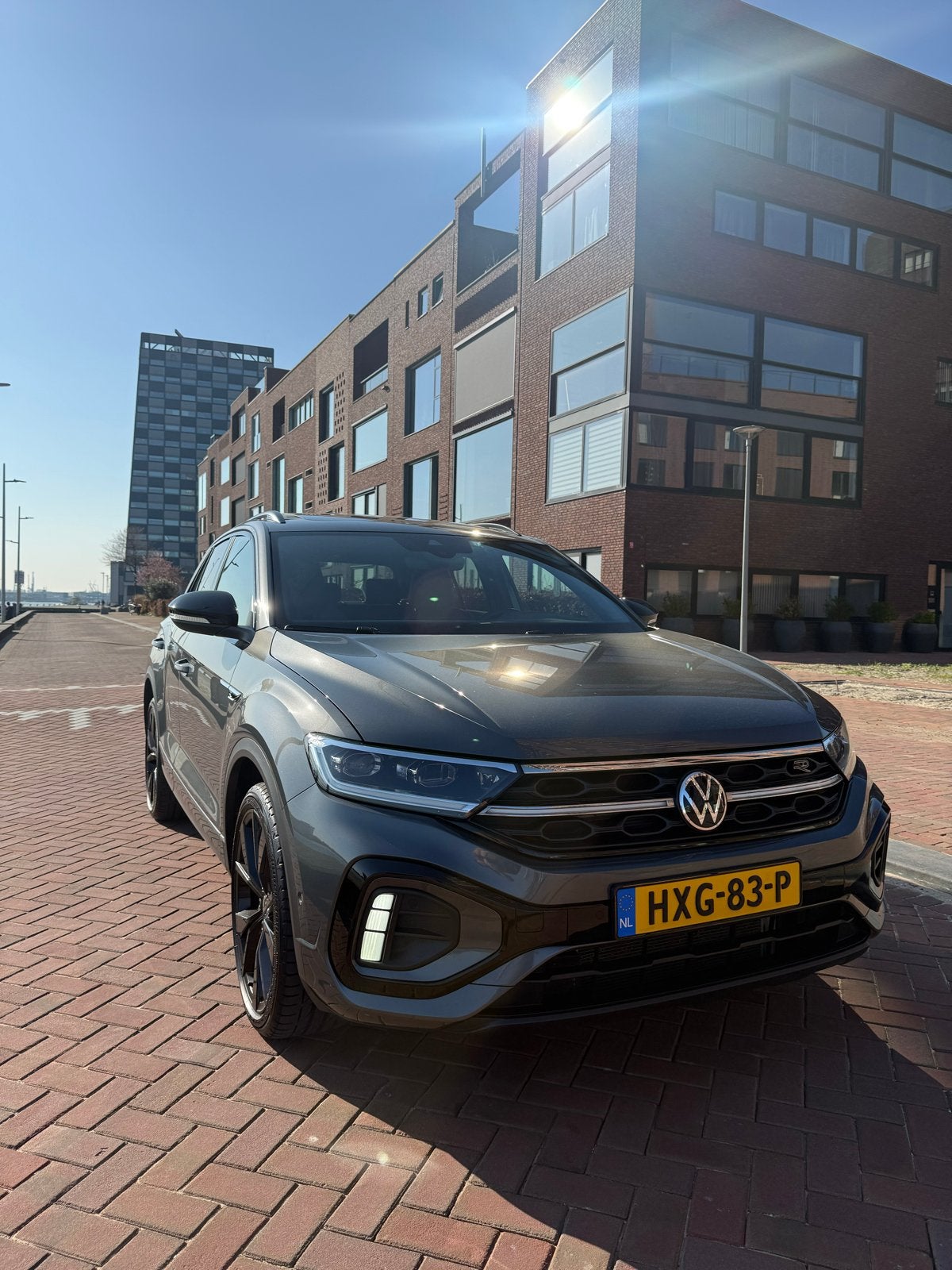 Volkswagen T-Roc 3x R-Line - 1.5 TSI 150pk 7-DSG 2024 Grijs, 4 cilinders, 150 pk, Particulier, SUV of Terreinwagen