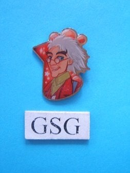 Tita Tovenaar nr. EPP163-02, Ophalen, Zo goed als nieuw, Button of Speldje