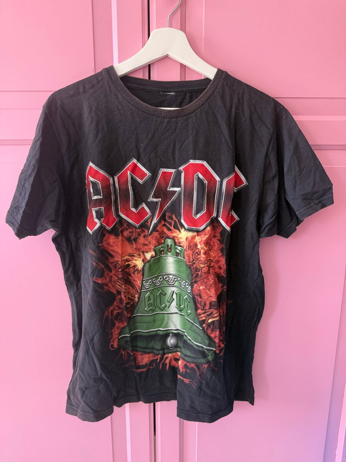 AC/DC Back in Black T-shirt - Zwart met belprint, Ophalen of Verzenden, Gedragen, Maat 48/50 (M), Zwart