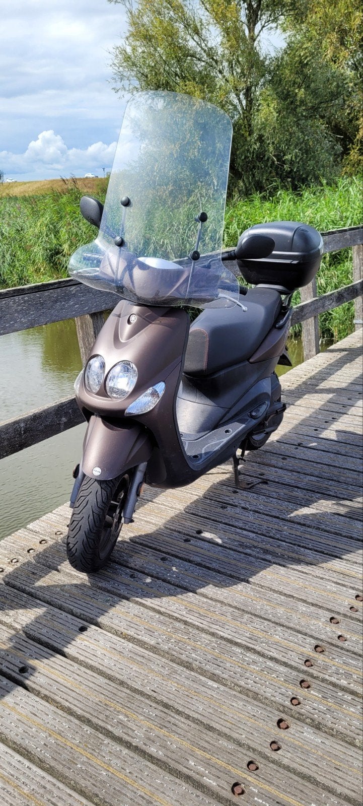 yamaha neos 4t 2016 deffect, Fietsen en Brommers, Scooters | Yamaha, Ophalen, Gebruikt, Maximaal 45 km/u, Benzine