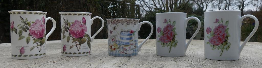 5 Rozen Mokken Redoute Roses The Country Kitchen Moederdag, Nieuw, Ophalen of Verzenden, Wedgwood, Kop(pen) en/of Schotel(s)