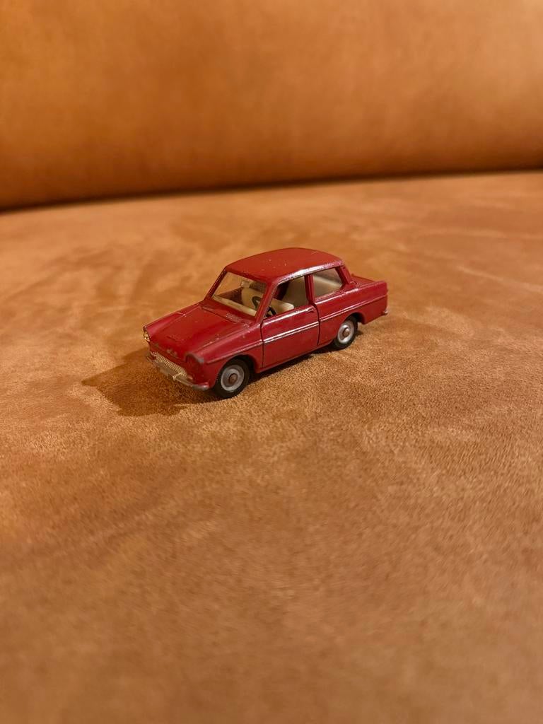 Dinky Toys 508 DAF 33 Bordeauxrood - Atlas Editions 1:43, Ophalen of Verzenden, Gebruikt, Auto, Dinky Toys