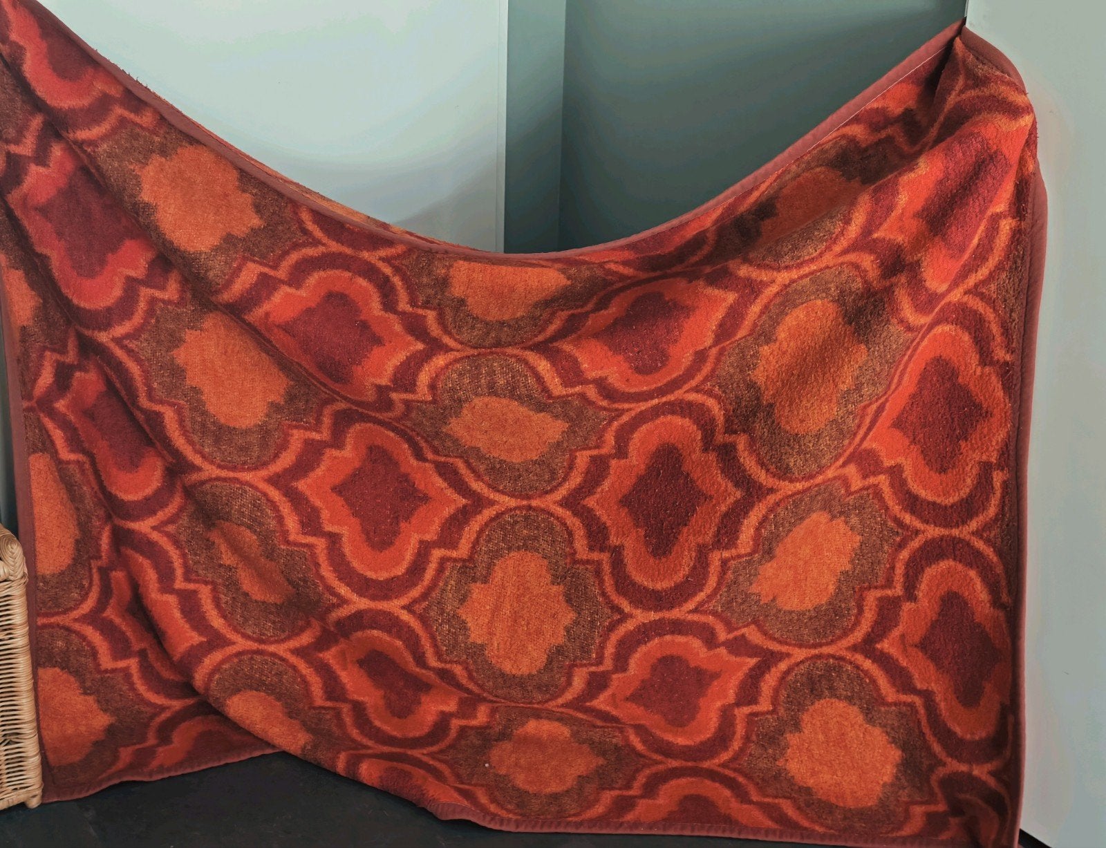 Vintage deken met geometrisch patroon - Oranje/Rood, Verzamelen, Ophalen of Verzenden, Huis en Inrichting