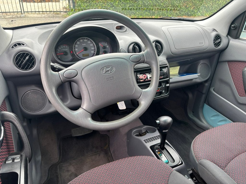 Hyundai Atos 1.1i Dynamic Cool | Automaat | Airco |, Auto's, Hyundai, Stof, 31 €/maand, 4 cilinders, Origineel Nederlands